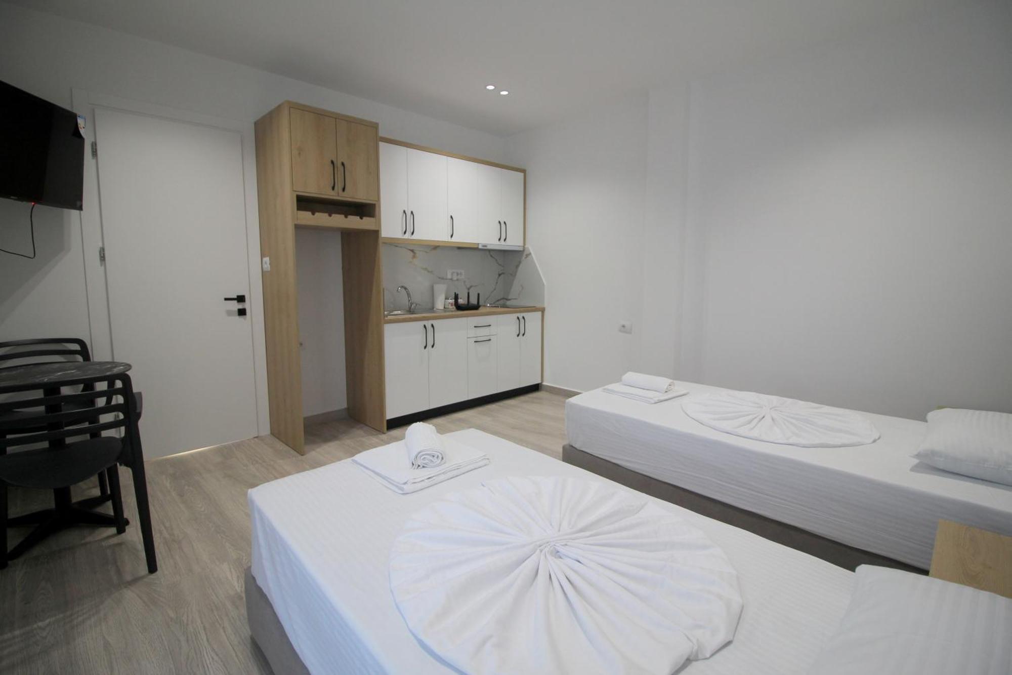 Apartment Besniku Ksamil Bagian luar foto